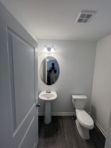 Residential painter in Jackson Michigan interior wall painting and finishing